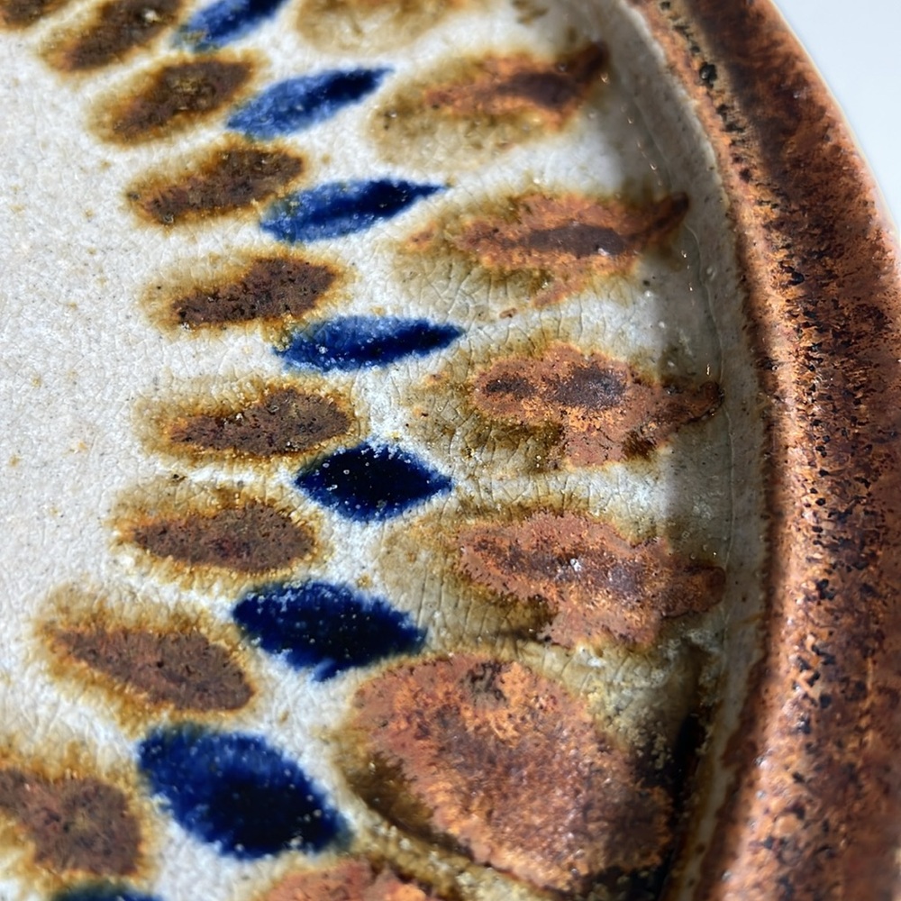Vintage Handmade Pottery Plate Signed Ria - Picture 10 of 13